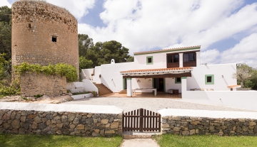 Resa estates rental in jesus 2022 finca private pool in Ibiza house house tower.jpg